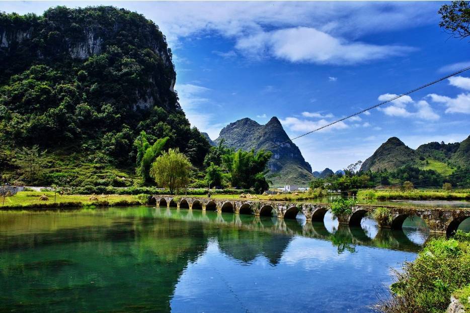 田州古城.巴馬養(yǎng)生、靖西渠洋湖、鵝泉、德保賞紅楓攝影純玩.休閑三日游