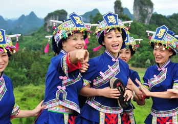 仫佬族傳統(tǒng)節(jié)日與風(fēng)俗習(xí)慣